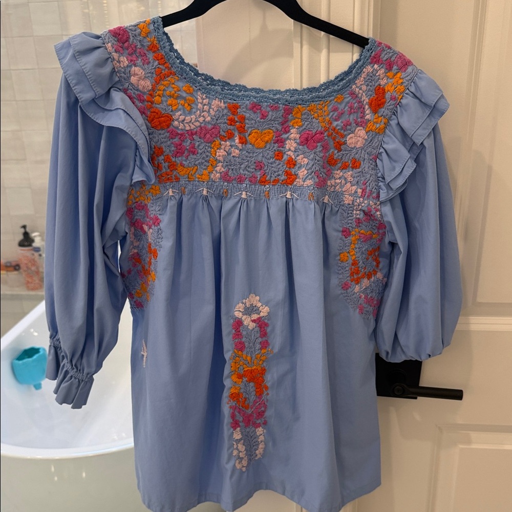 Mi Golondrina Women's Top